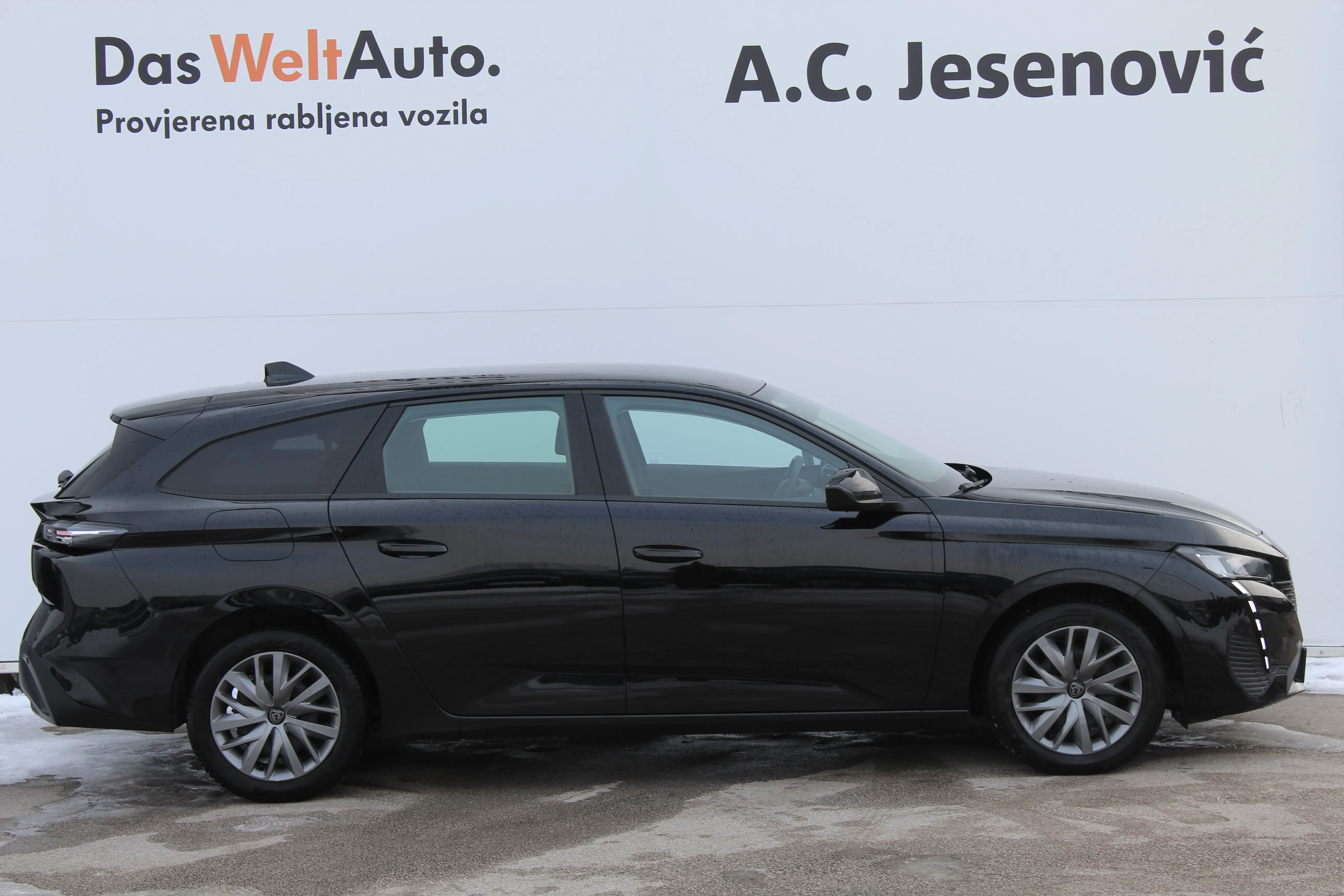 13058 peugeot 308 sw 1,2 puretech 110 s&s active - slika 4