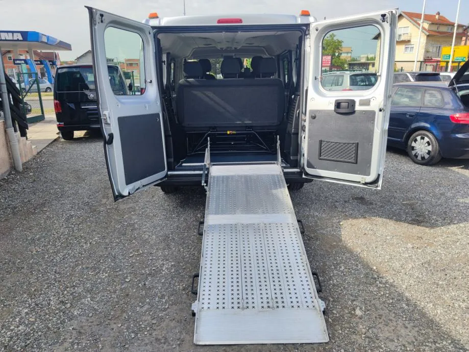 fiat ducato 2,3 multijet*150ks*climatronic*rampa* - slika 9