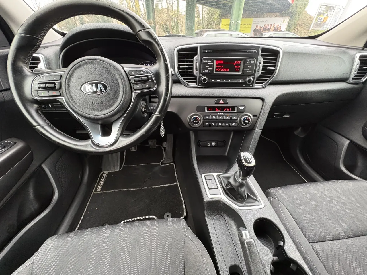 kia sportage 2wd 1,6 gdi lx urban - slika 10