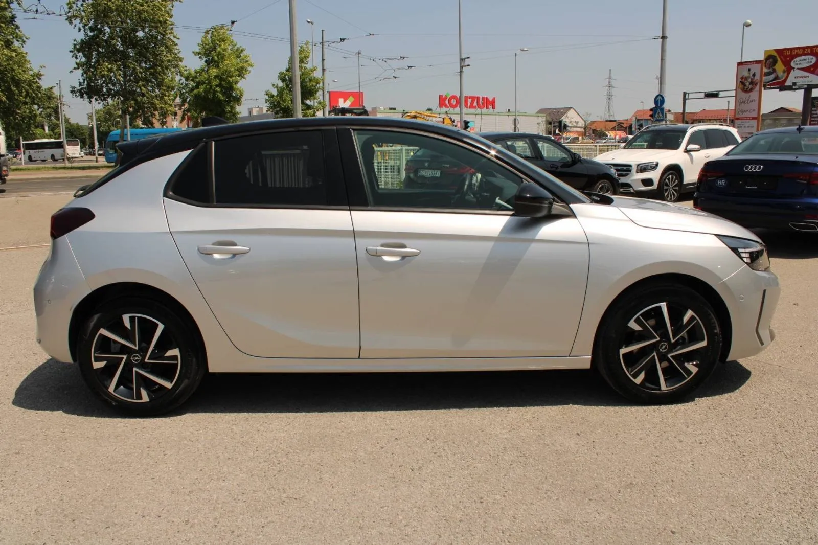 opel corsa 1.2 gs line *led, navigacija, kamera* - slika 4