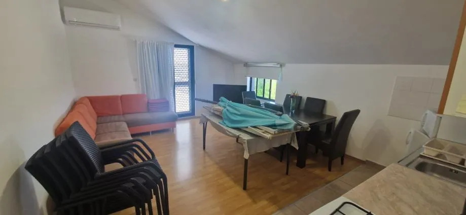 sukošan, apartmanska kuća(915m2) s 11 apartmana - slika 5