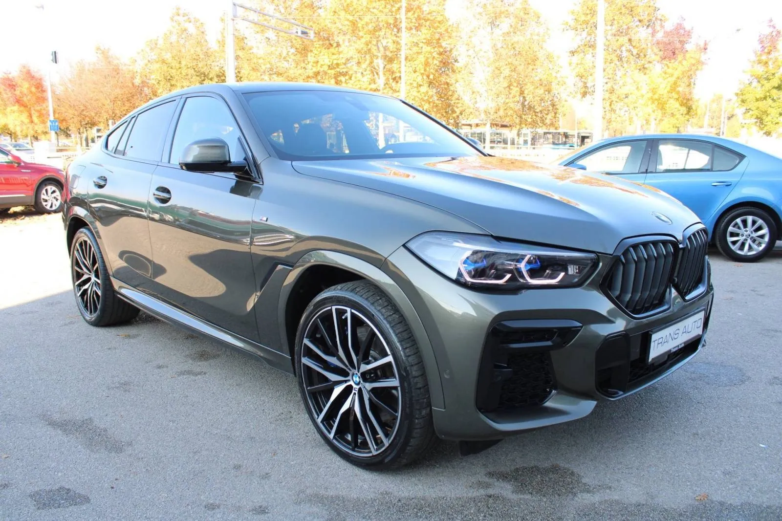 bmw x6 40d xdrive automatik m-paket *panorama, harman kardon, laser* - slika 3