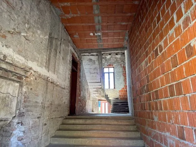 667. vukovar centar samostanska 16 secesija izuzetna lokacija i stambe - slika 17
