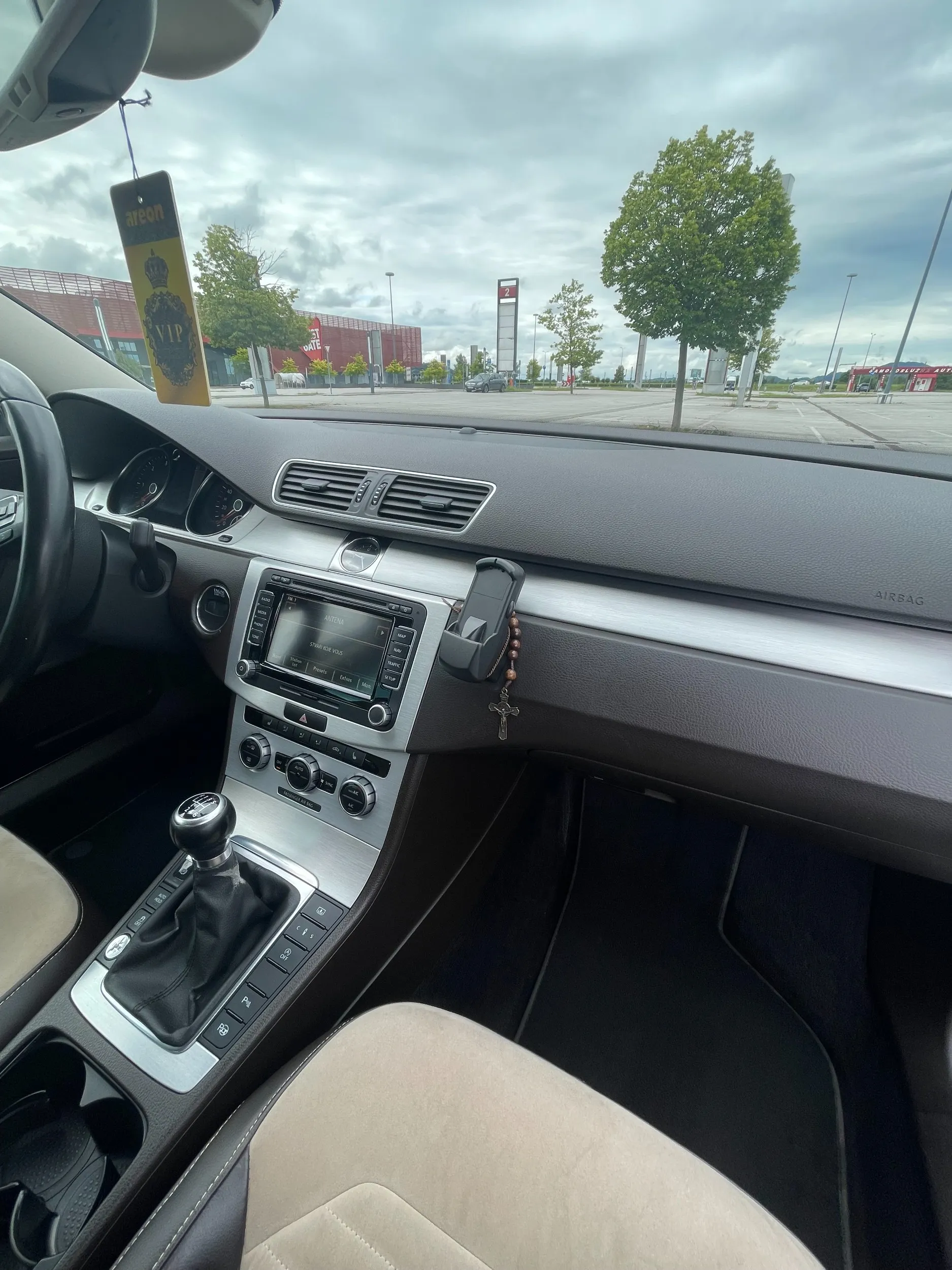 vw passat 2012.g-180ks-reg. 06/2027.g - slika 13
