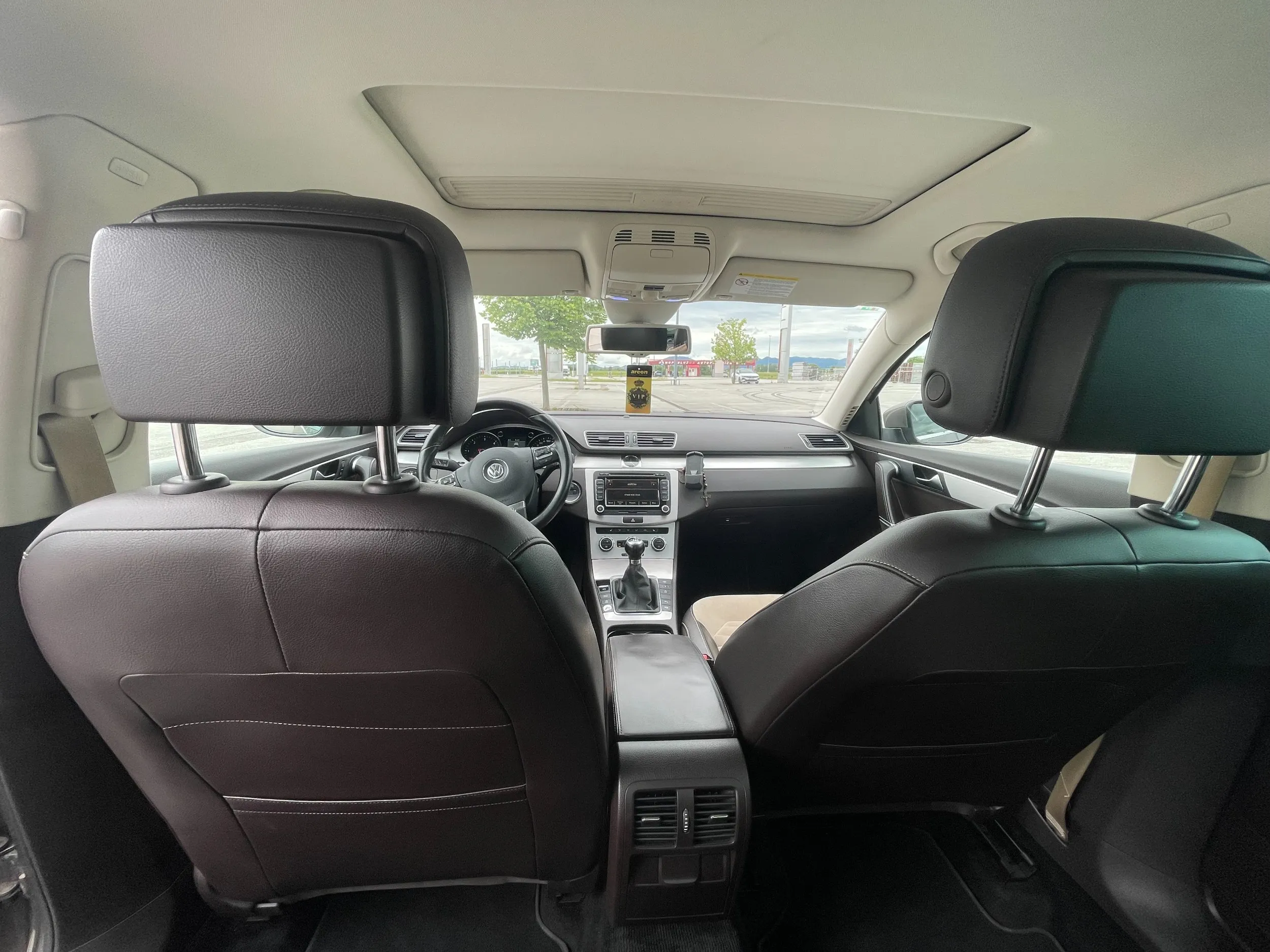 vw passat 2012.g-180ks-reg. 06/2027.g - slika 10