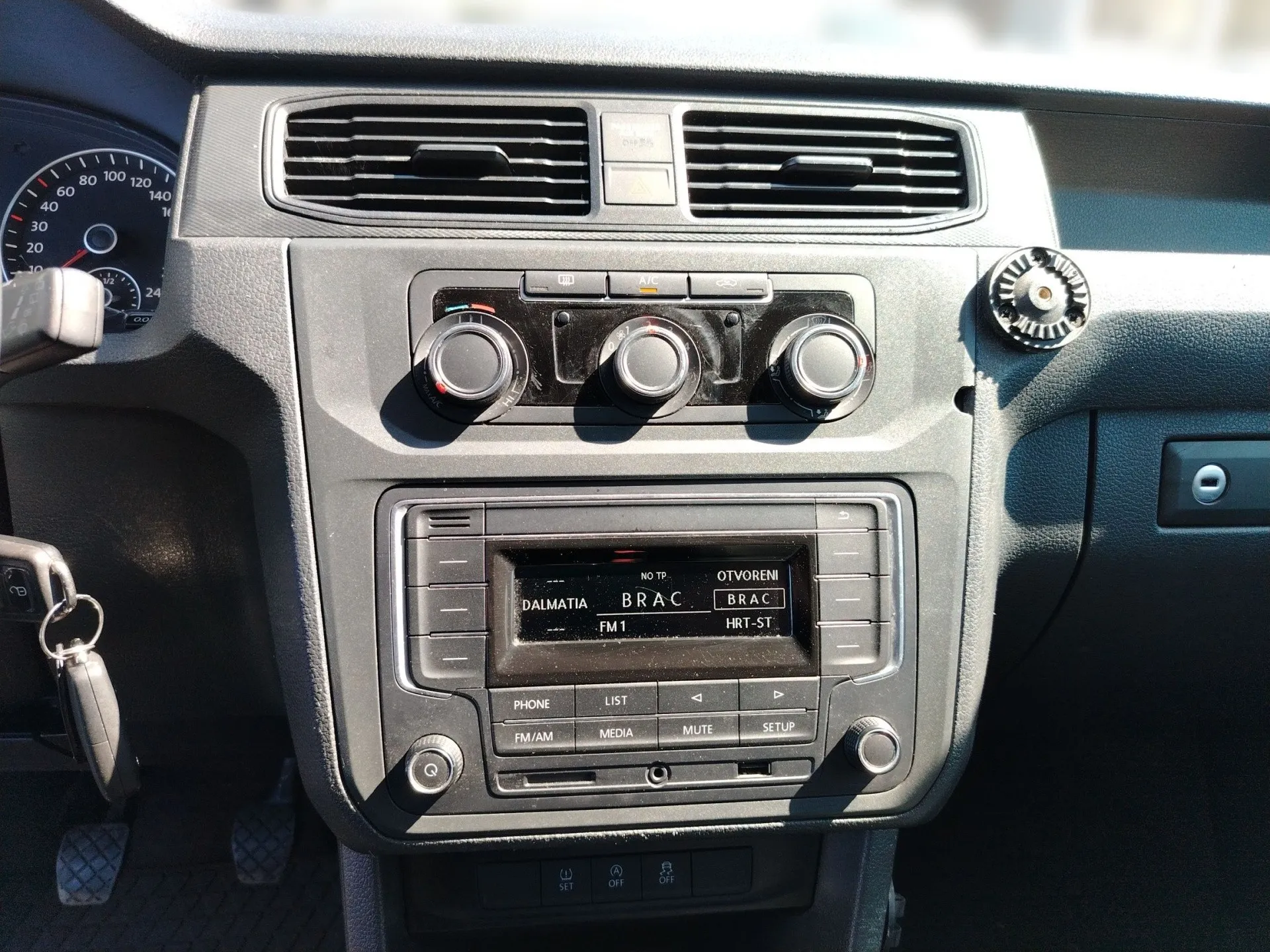 vw caddy 2.0 tdi maxi 110kw 12650 € + pdv - slika 9