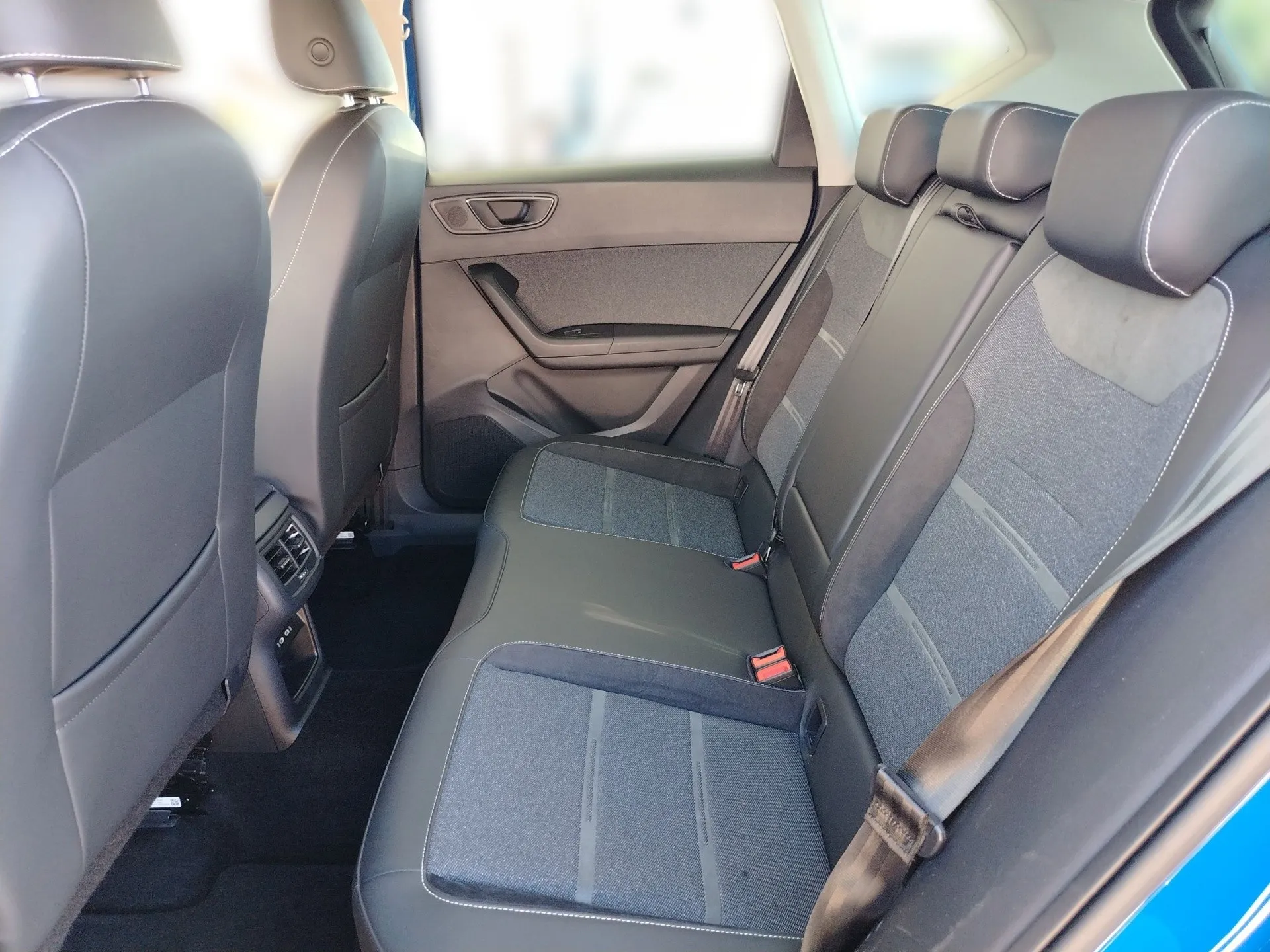 seat ateca 2.0 tdi xperience - slika 11