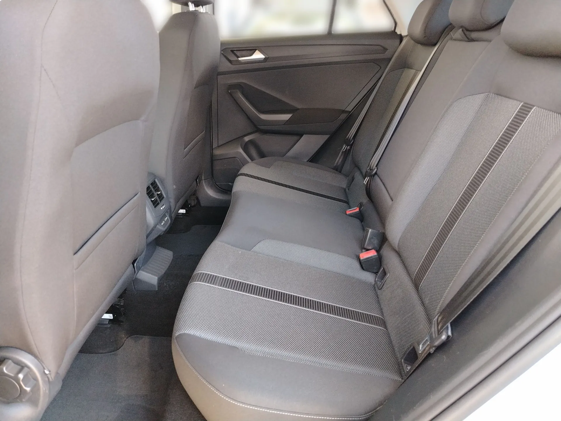 vw t-roc 2.0 tdi dsg life - slika 11