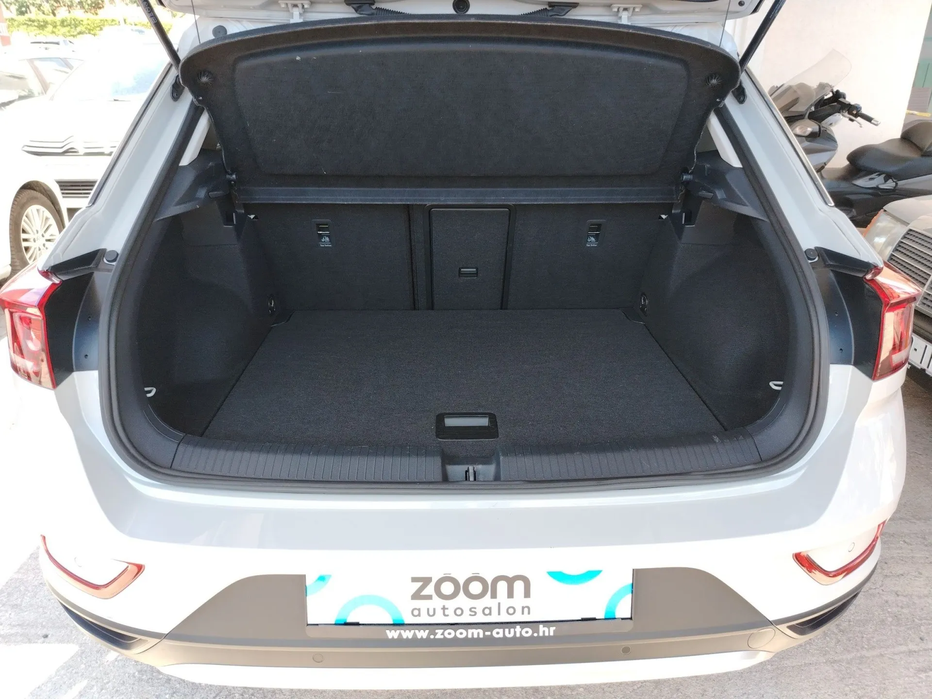 vw t-roc 2.0 tdi dsg life - slika 12