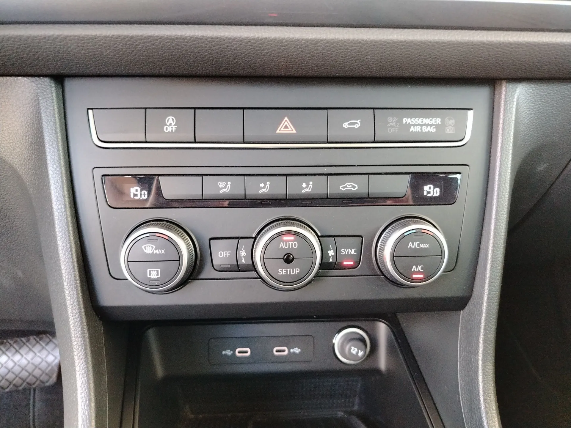 seat ateca 2.0 tdi style - slika 14