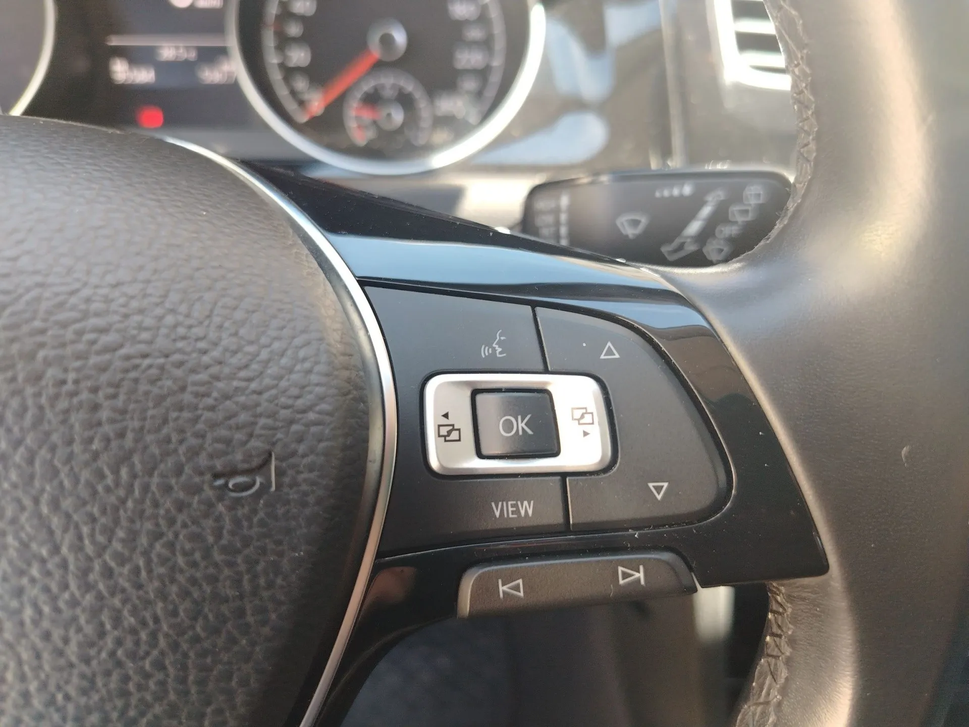vw golf 7 1.6 tdi join - slika 18
