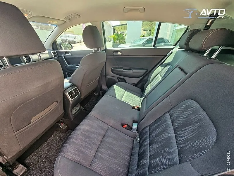kia sportage 2wd 1,6 gdi lx urban - slika 6
