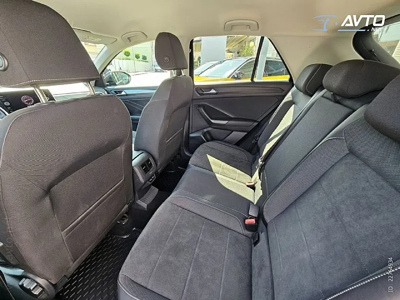volkswagen t-roc 1.5 tsi style dsg - slika 9