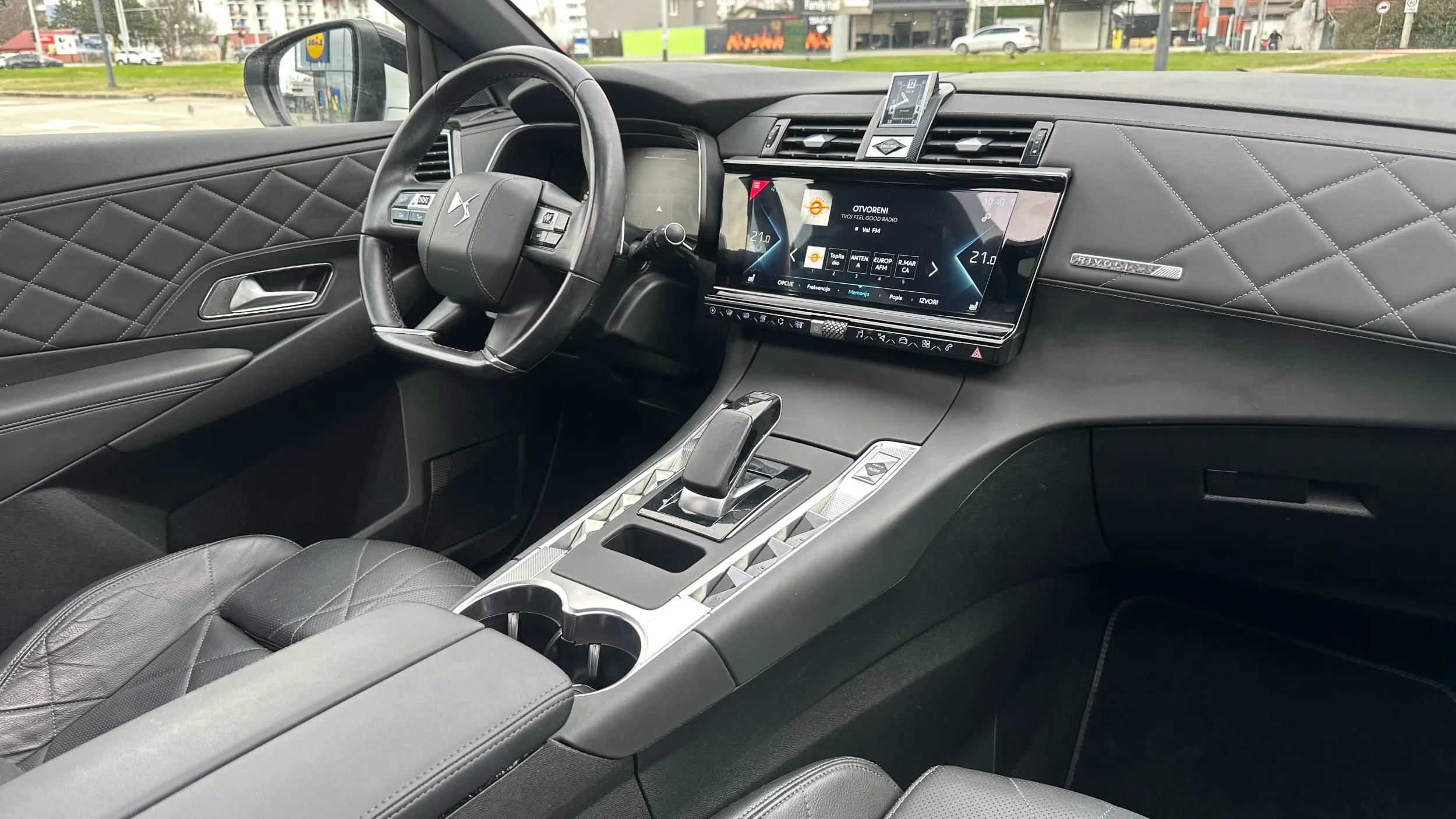 ds7 crossback, e-tense 225, rivoli+, panorama, u pdv-u - slika 17