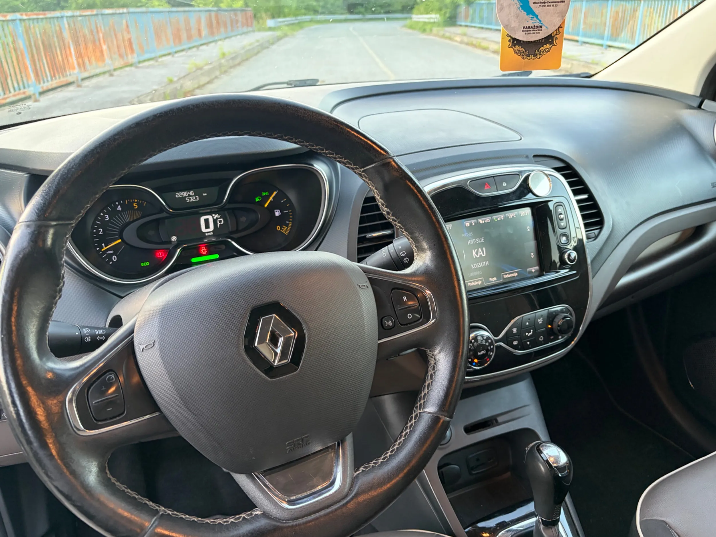 renault captur 1.5dci automatik - slika 8