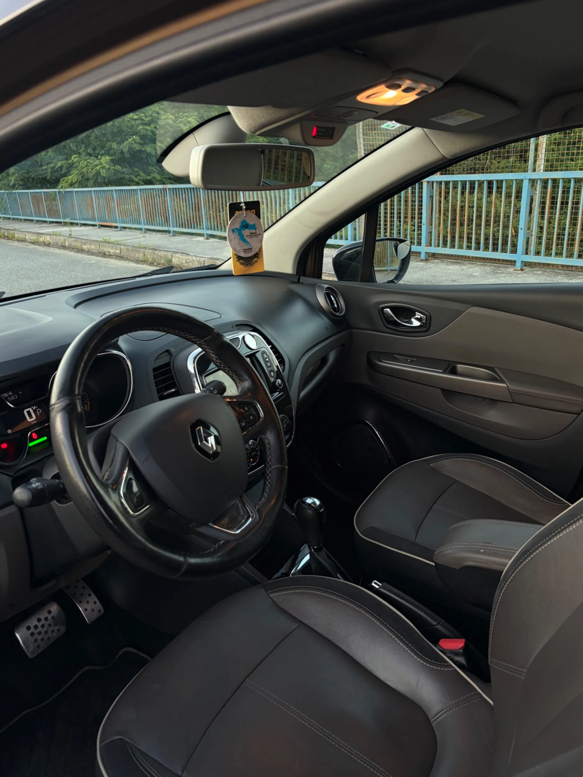 renault captur 1.5dci automatik - slika 12