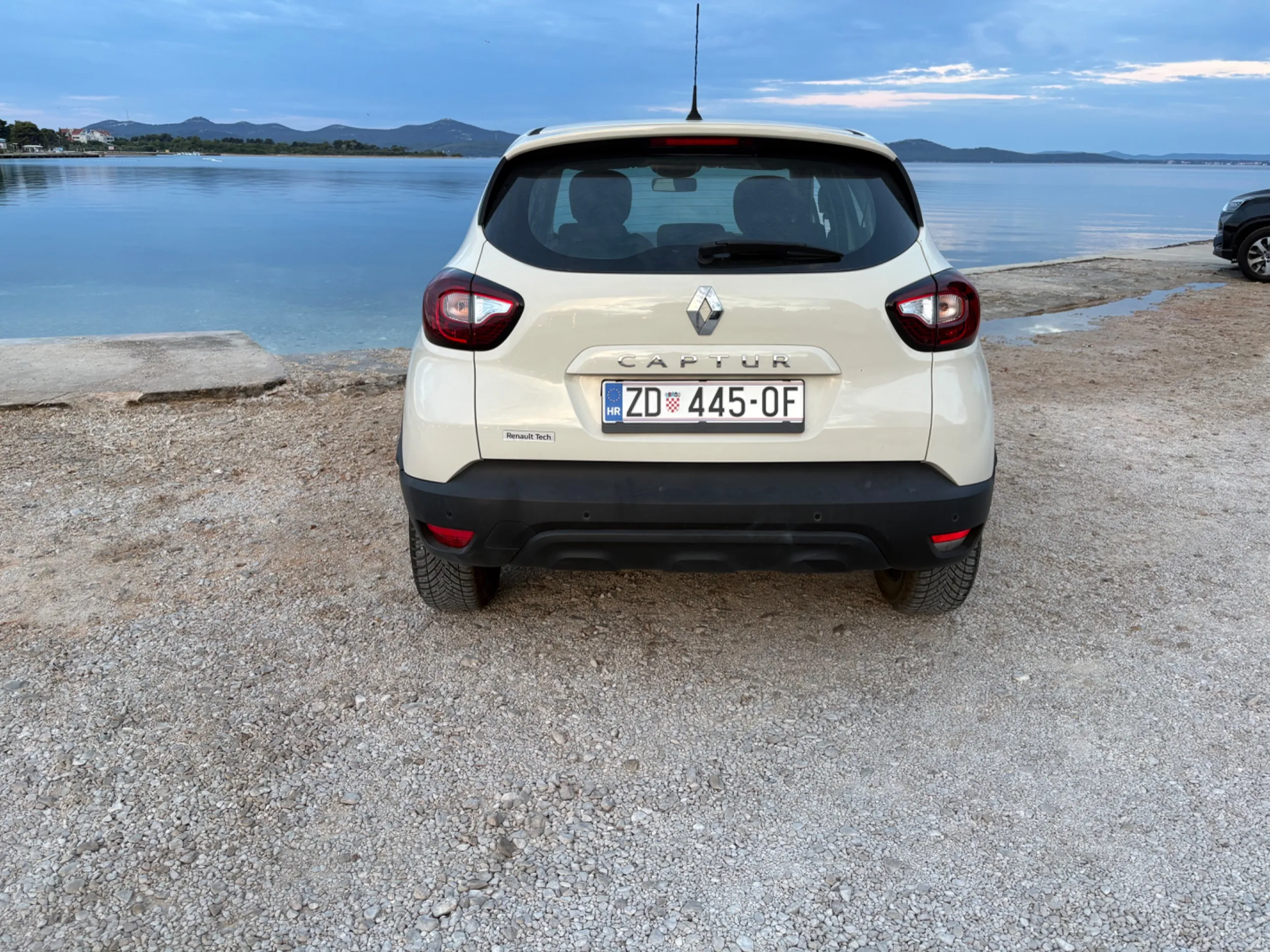 prodaje se renault captur 1,5 dci - slika 11