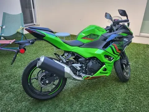 na prodaju kawasaki ninja 500se 2024g hitno 3500€ zvati na 0997865250 - slika 3