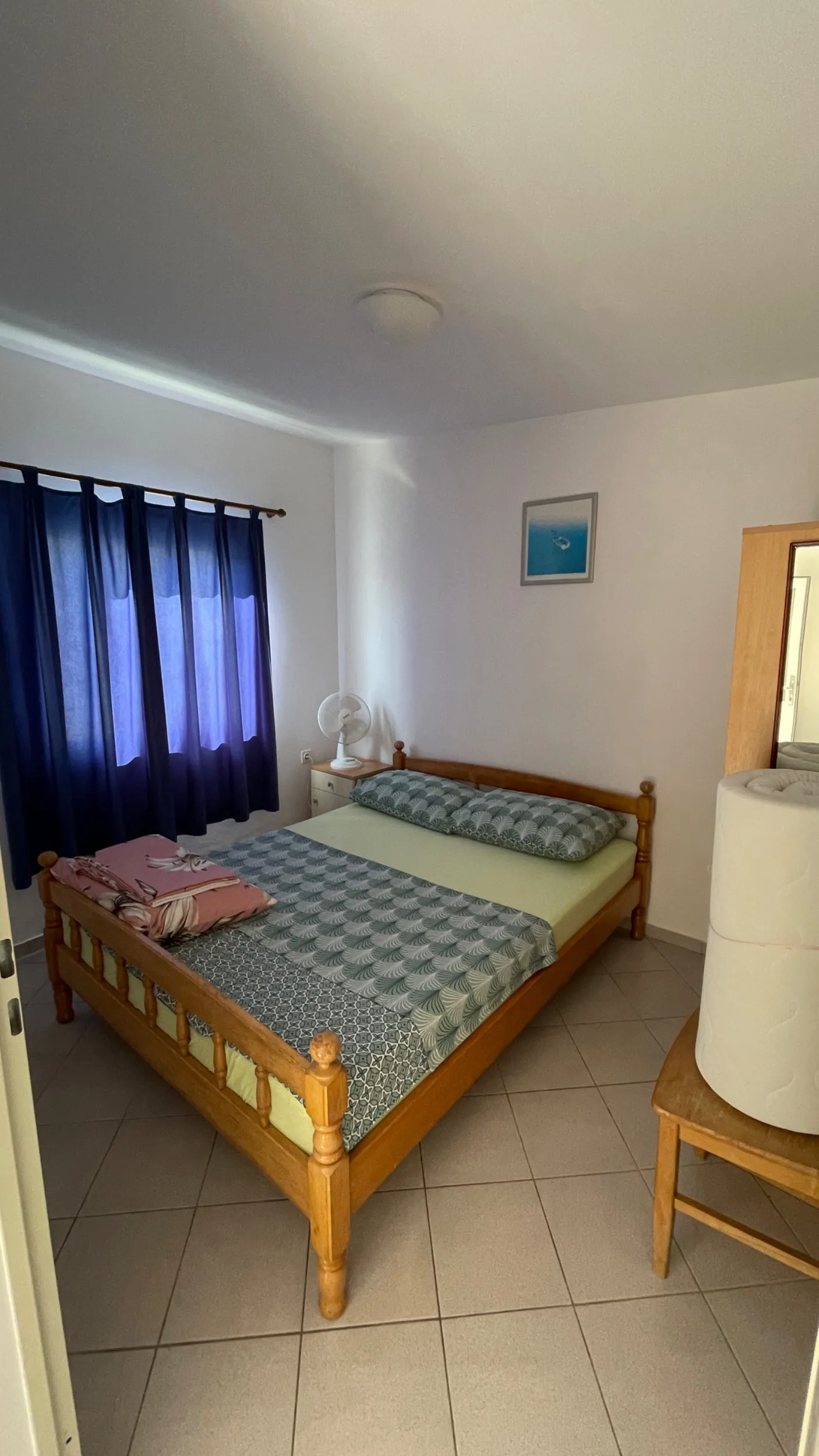 kuća s 4 apartmana u centru vira - slika 11