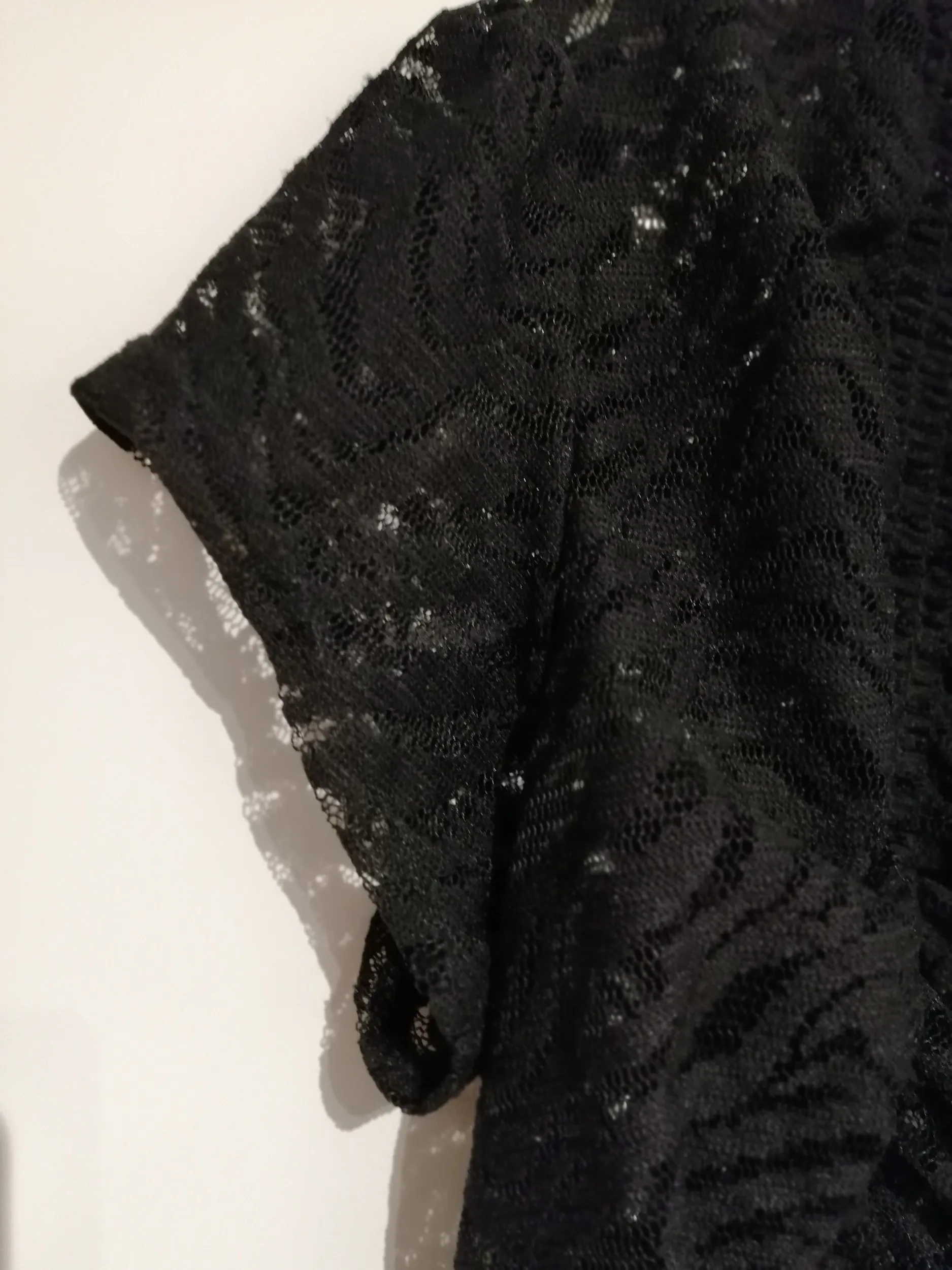 crni čipkani bolero - slika 2