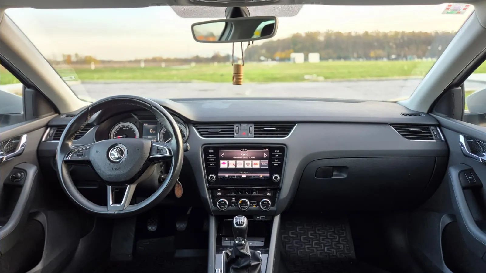 škoda oktavija style 2.0 tdi - slika 3