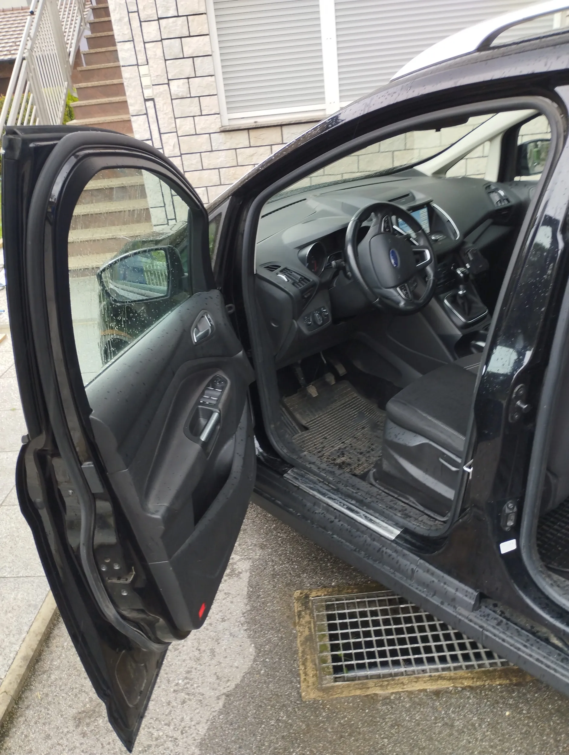 ford grand c-max monovolumen - slika 14