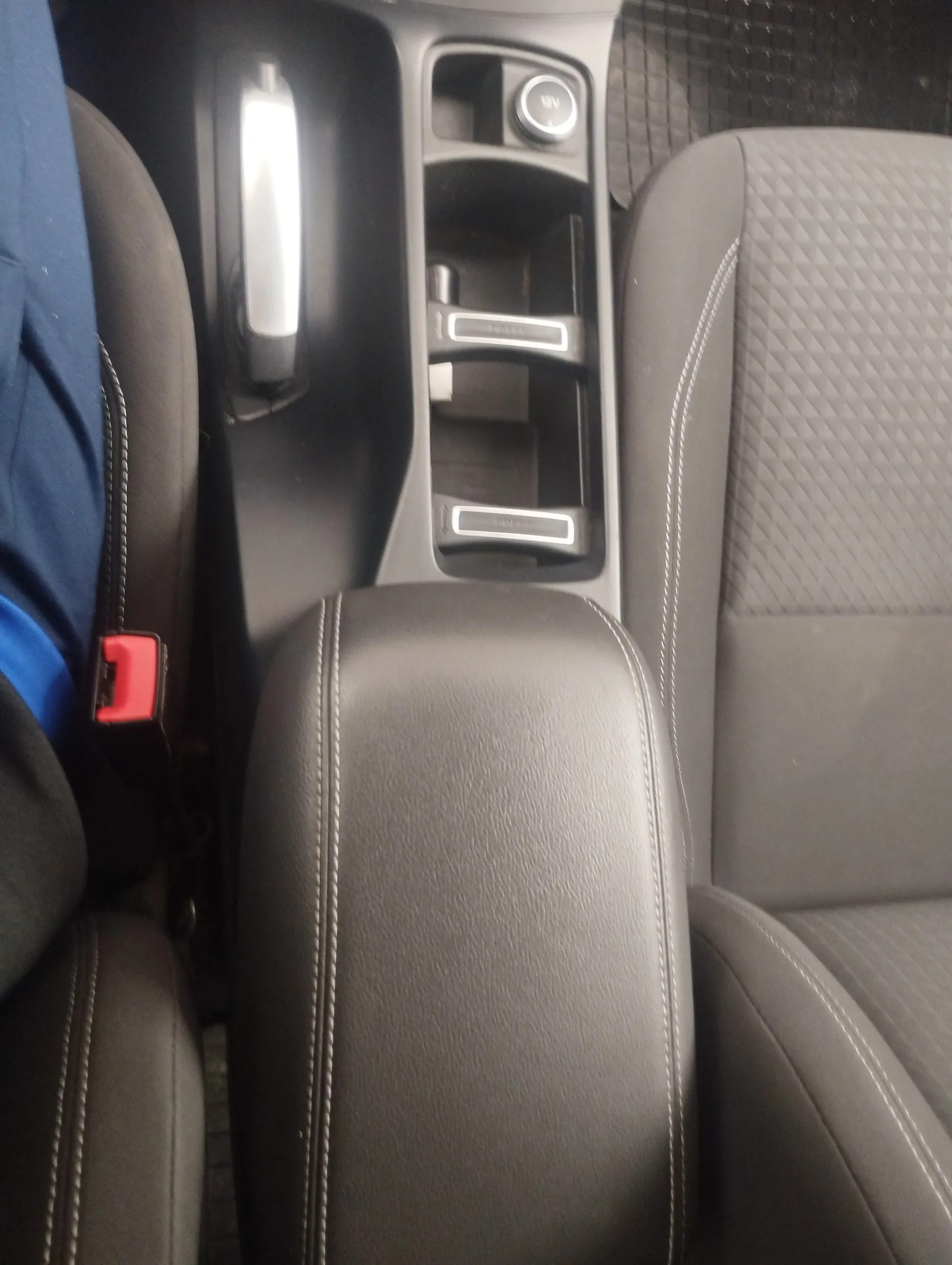 ford grand c-max monovolumen - slika 19