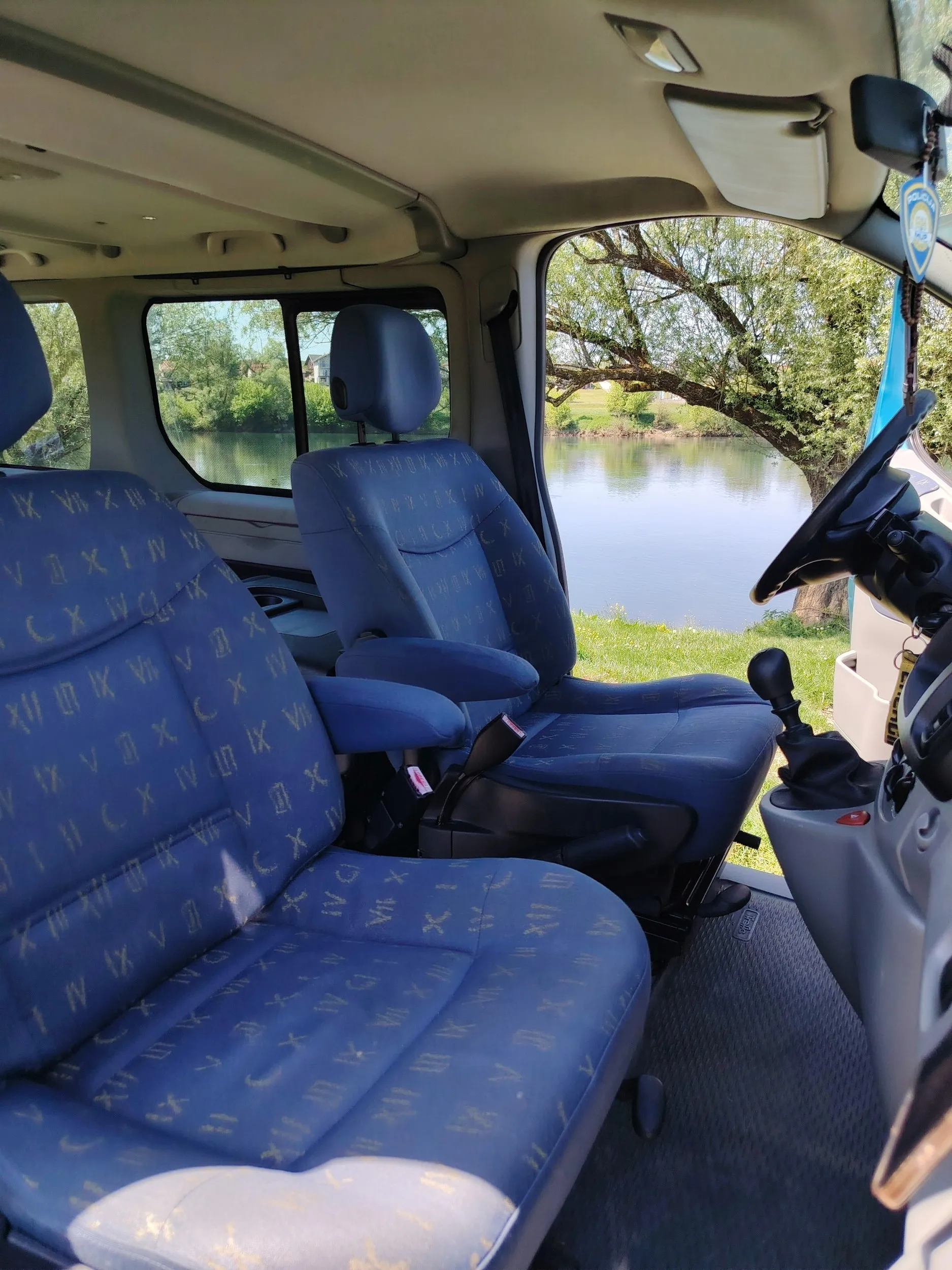 renault trafic 2,5 dci 140 generation multivan - slika 12