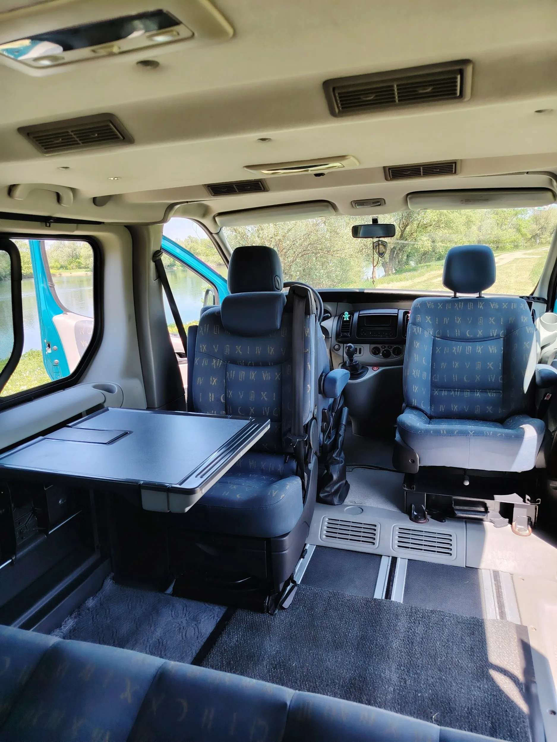 renault trafic 2,5 dci 140 generation multivan - slika 16