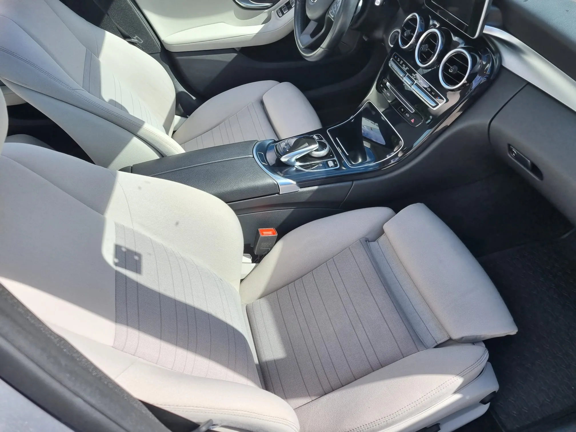 mercedes-benz c-klasa 220 d - slika 5