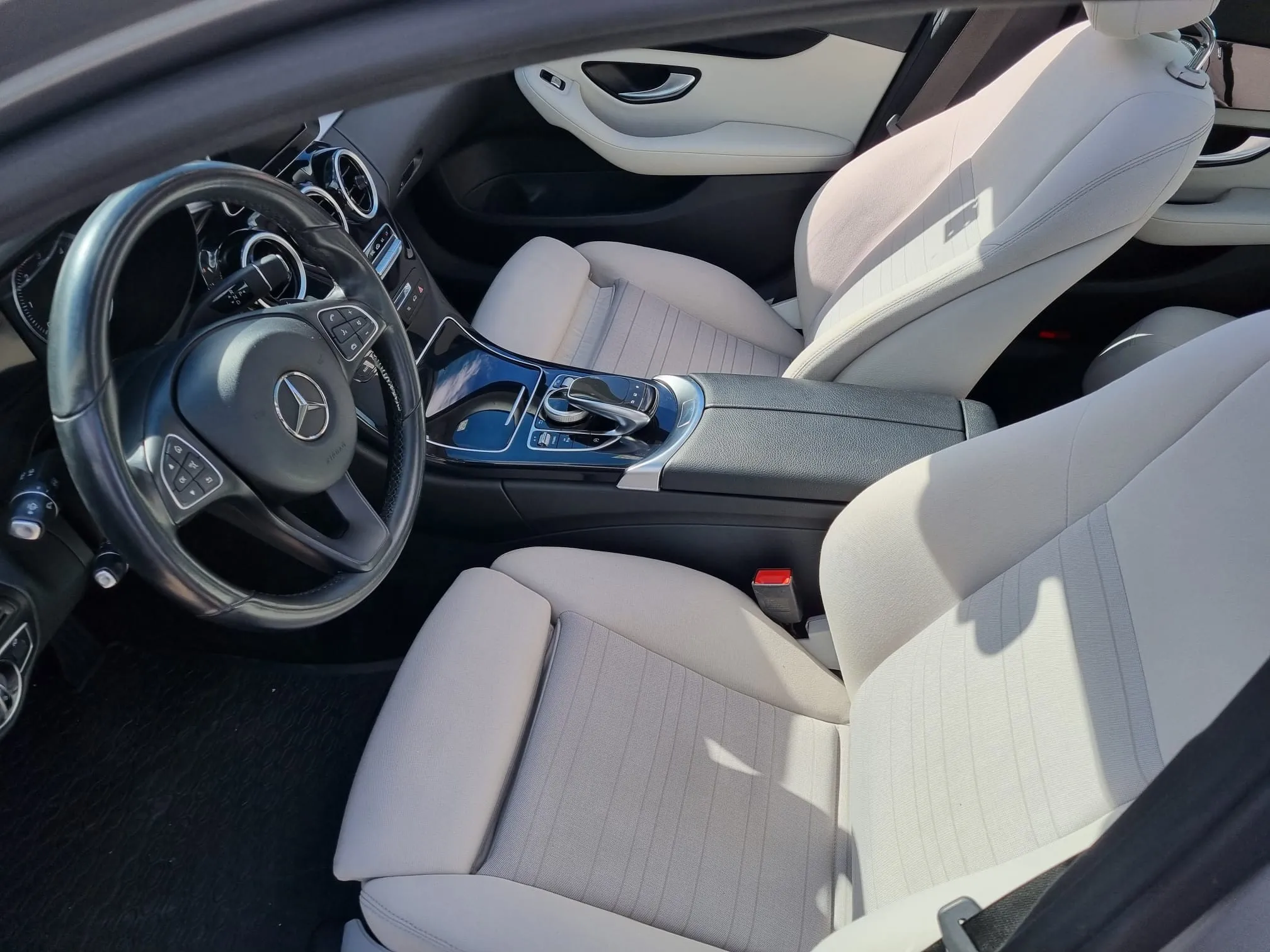 mercedes-benz c-klasa 220 d - slika 7