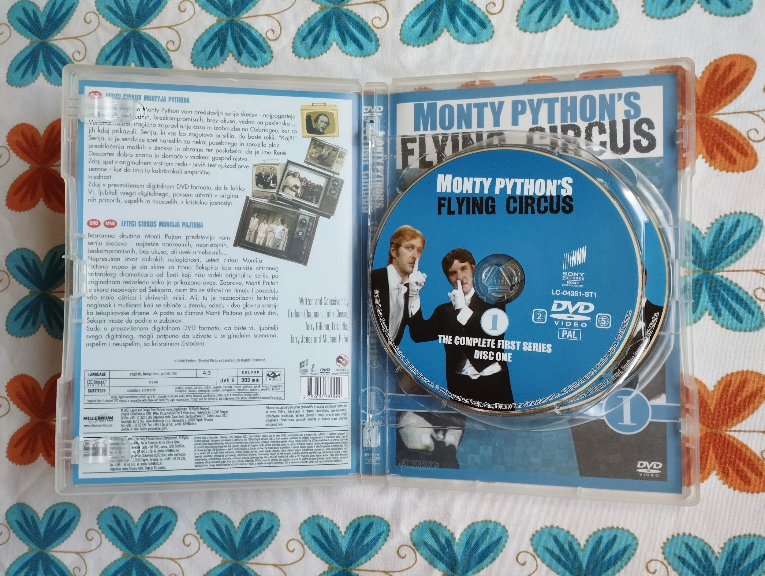 leteći cirkus montyja pythona: kompletna 1. sezona 2dvda - slika 2