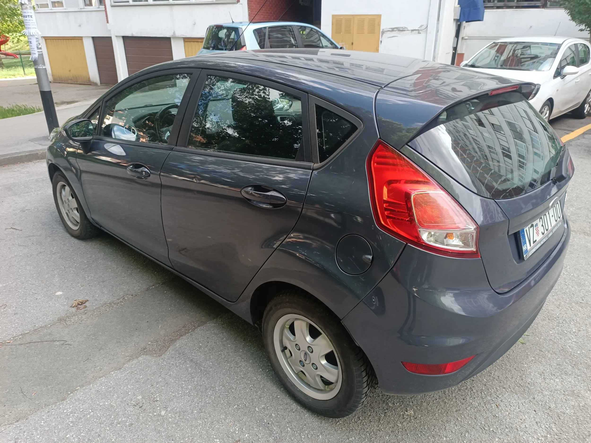 167tkm 2013.g. 1.5tdci ford fiesta - slika 5