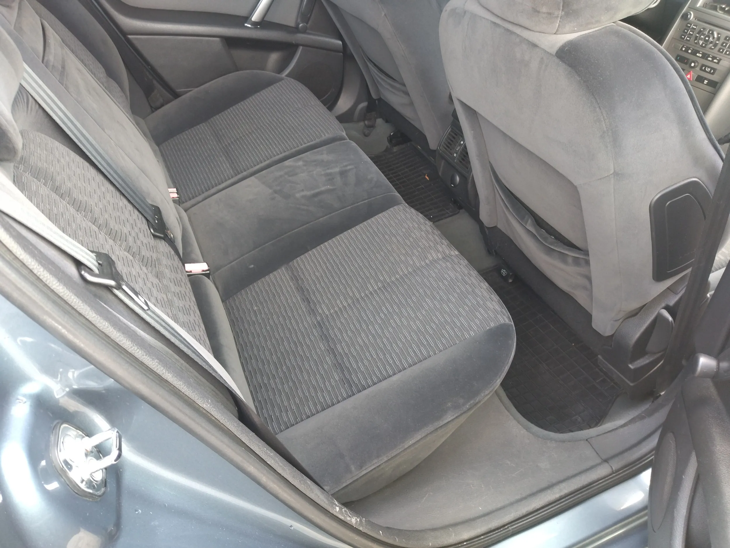 prodajem peugeot 407 2.0hdi, 130ks,2006. - slika 9