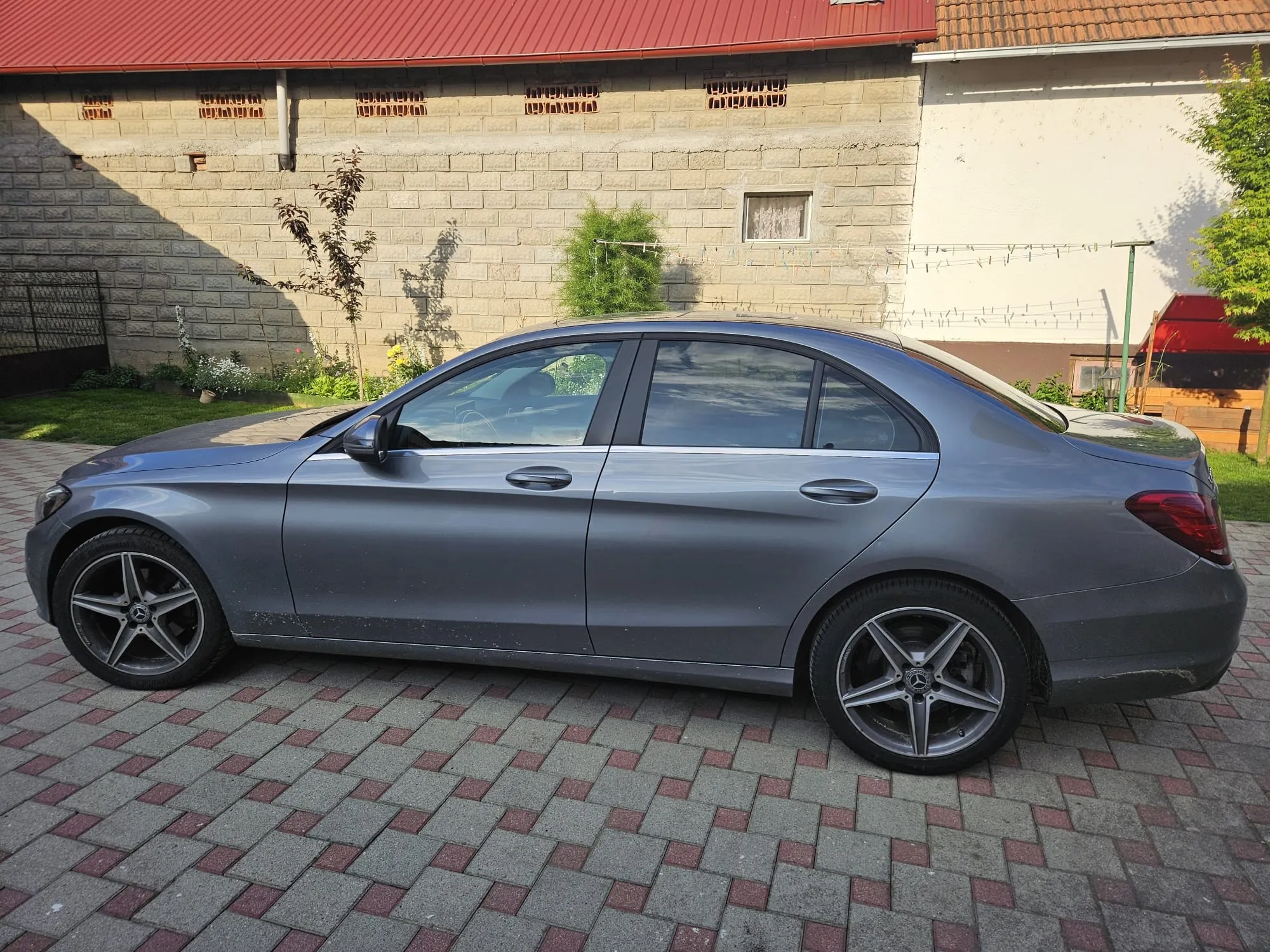 mercedes-benz c-klasa 220 d - slika 2
