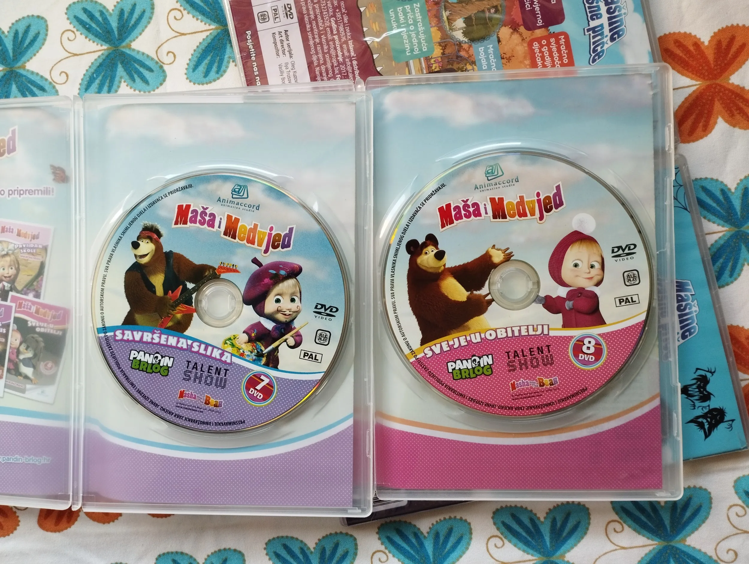 maša i medvjed, mašine strašne priče dvd više naslova - slika 3