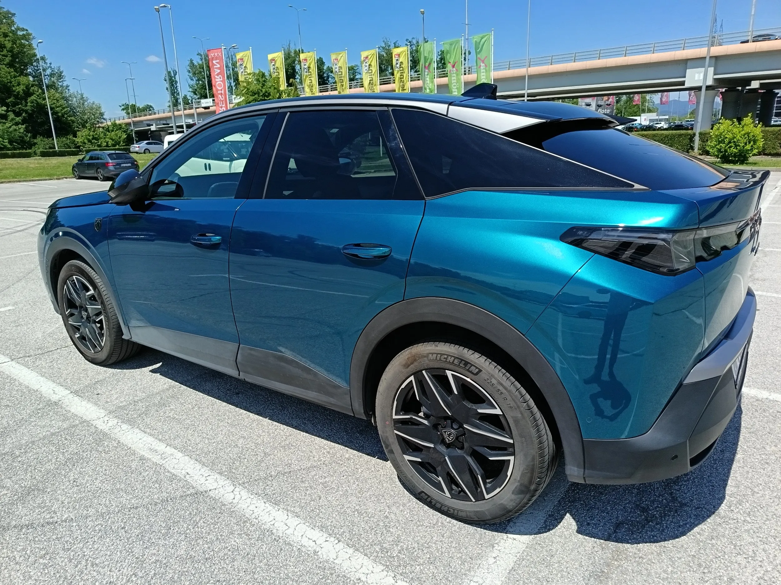 peugeot 3008 gt hybrid 145 e-dcs6, hr auto, 3 g. garancija - slika 3