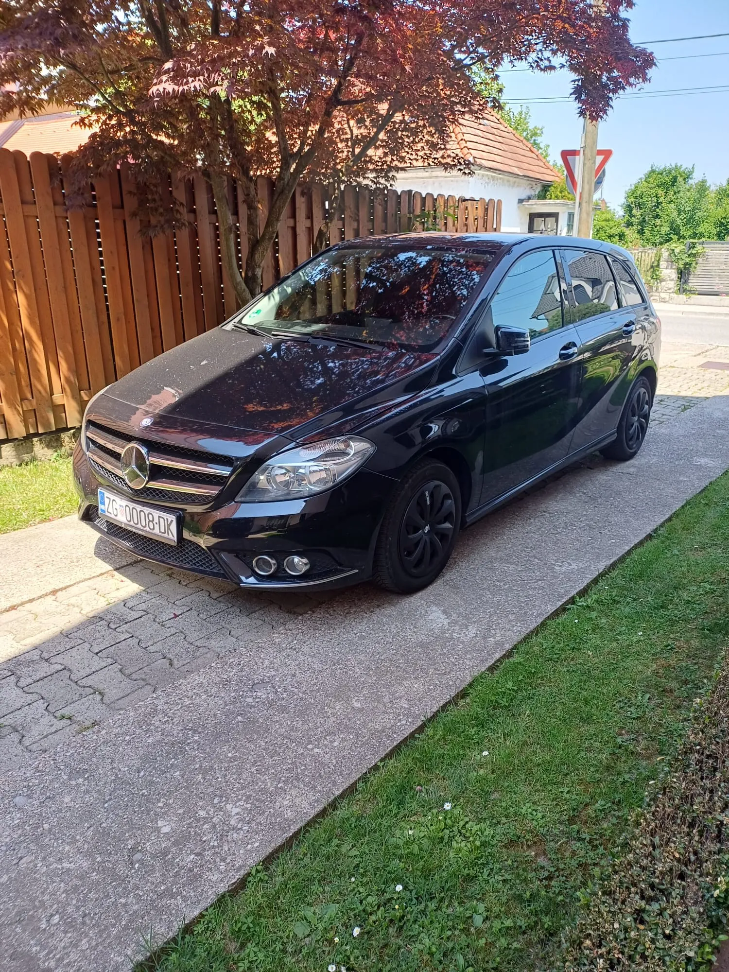 mercedes b klasa 220 cdi prva vlasnica - slika 3