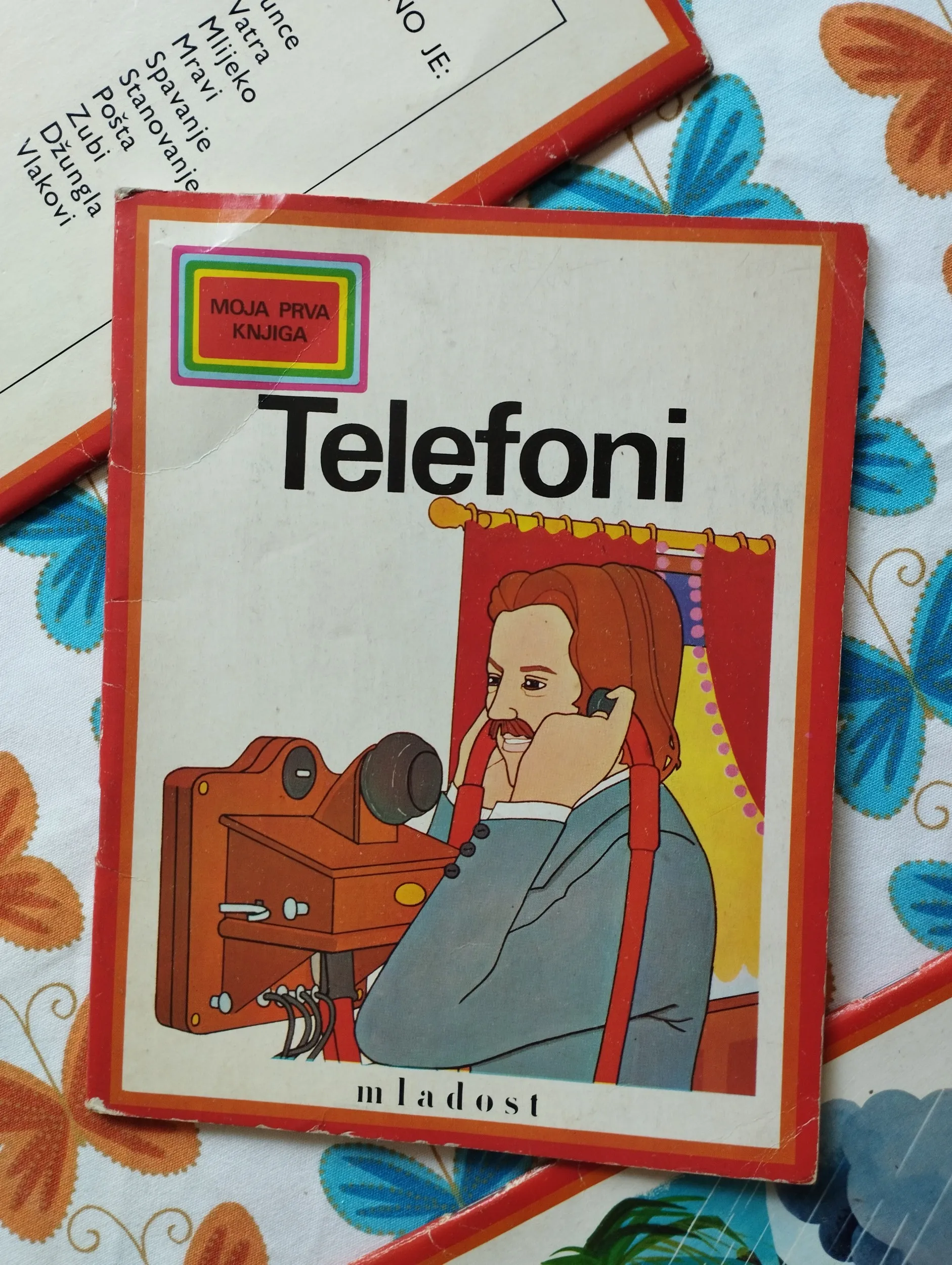 moja prva knjiga - gradovi, telefoni, kiša - slika 3