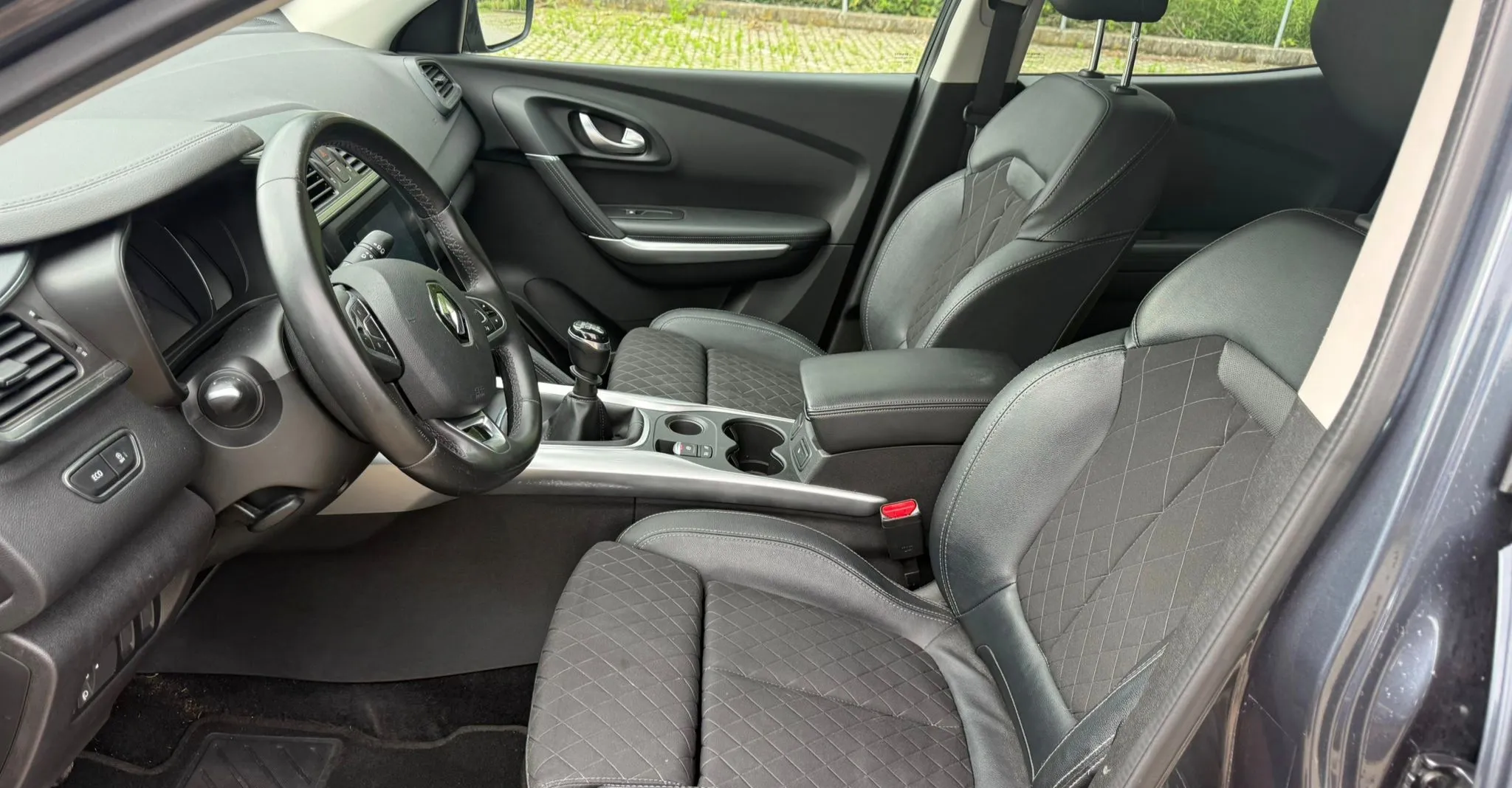 renault kadjar 1,5dci, sport edition, bose, full led, ekstra stanje - slika 16