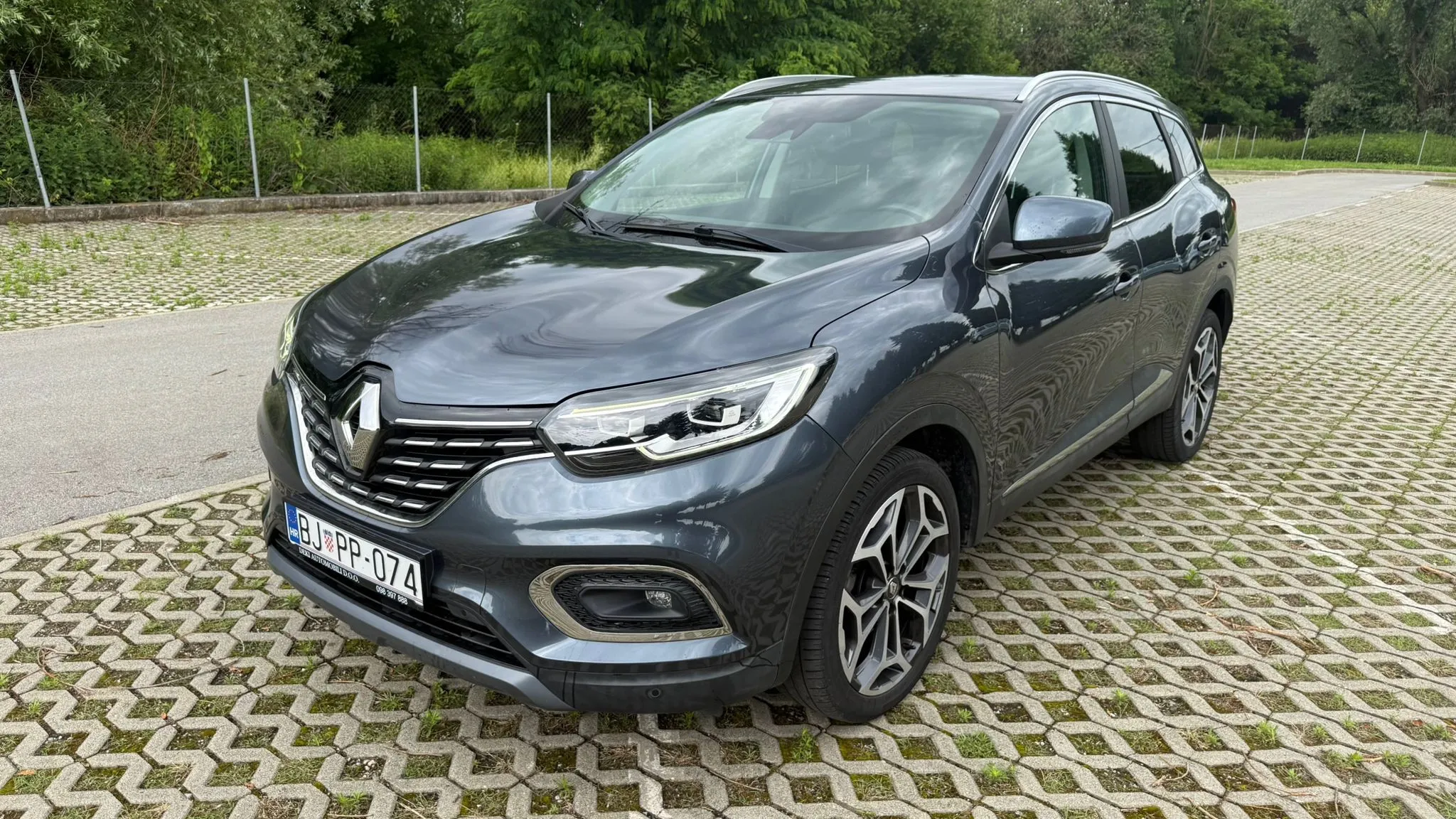 renault kadjar 1,5dci, sport edition, bose, full led, ekstra stanje - slika 2