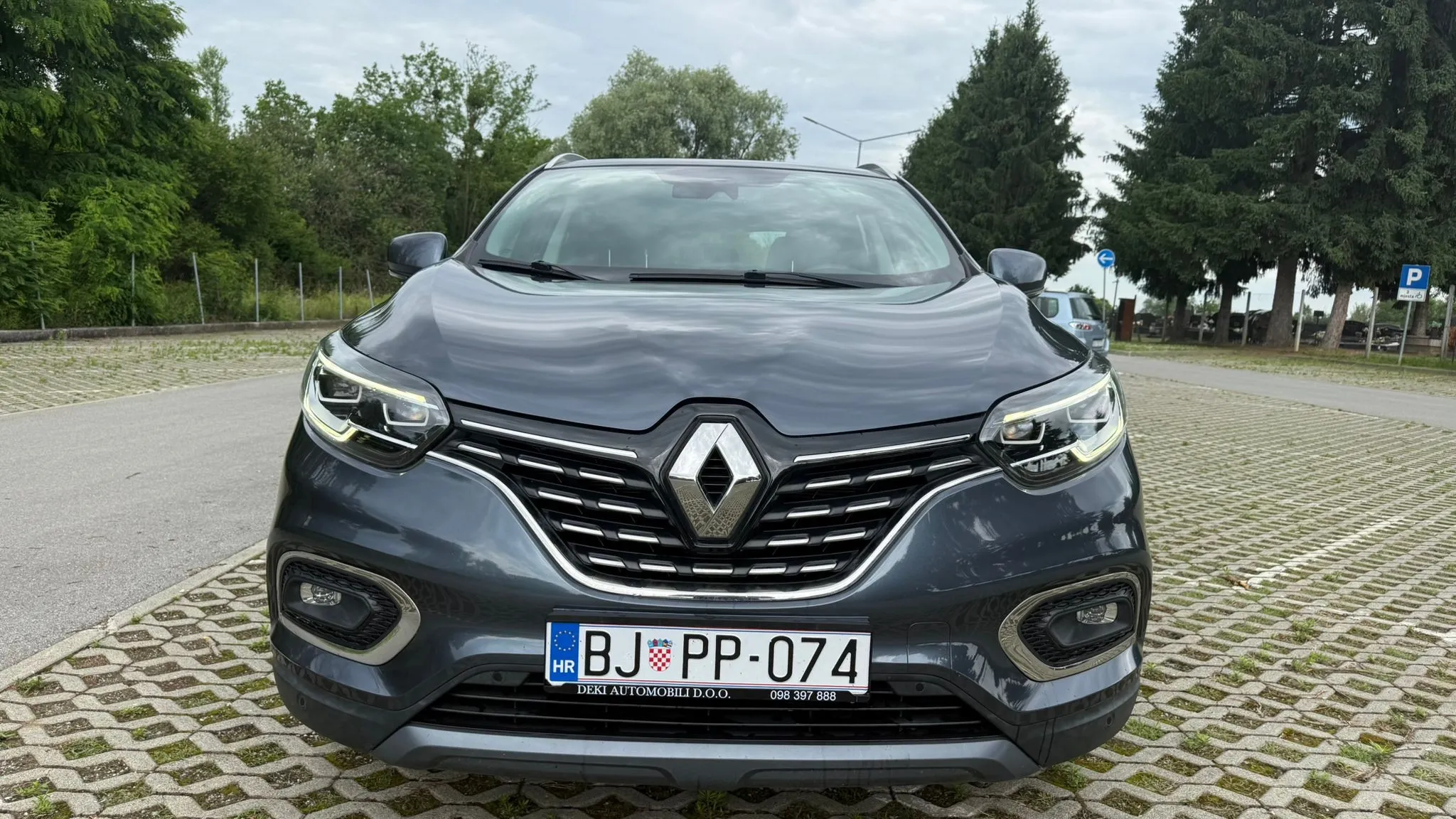 renault kadjar 1,5dci, sport edition, bose, full led, ekstra stanje - slika 3