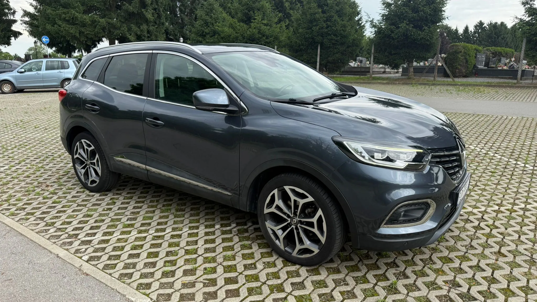 renault kadjar 1,5dci, sport edition, bose, full led, ekstra stanje - slika 10