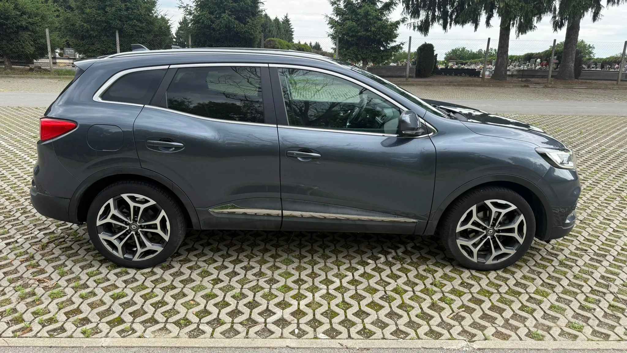 renault kadjar 1,5dci, sport edition, bose, full led, ekstra stanje - slika 11
