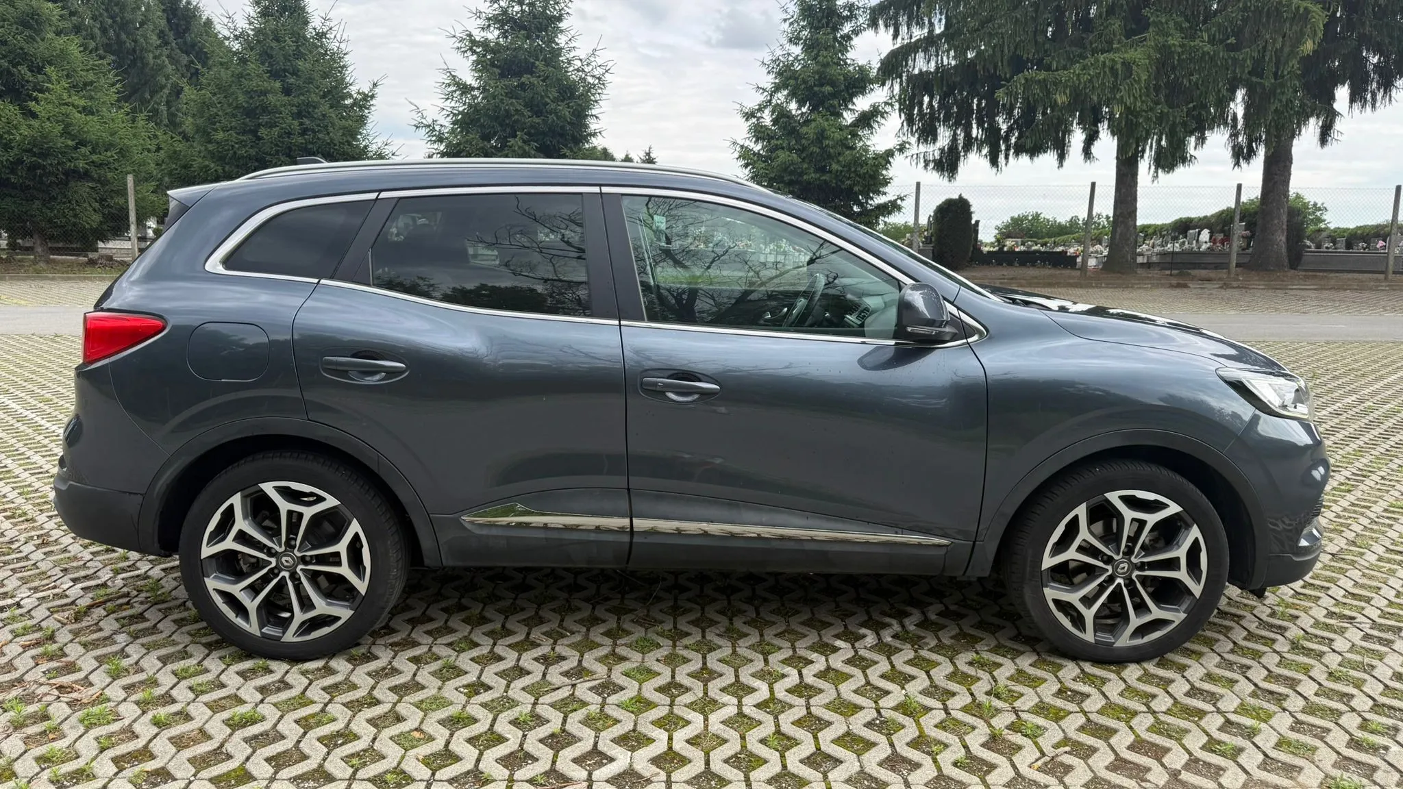 renault kadjar 1,5dci, sport edition, bose, full led, ekstra stanje - slika 15
