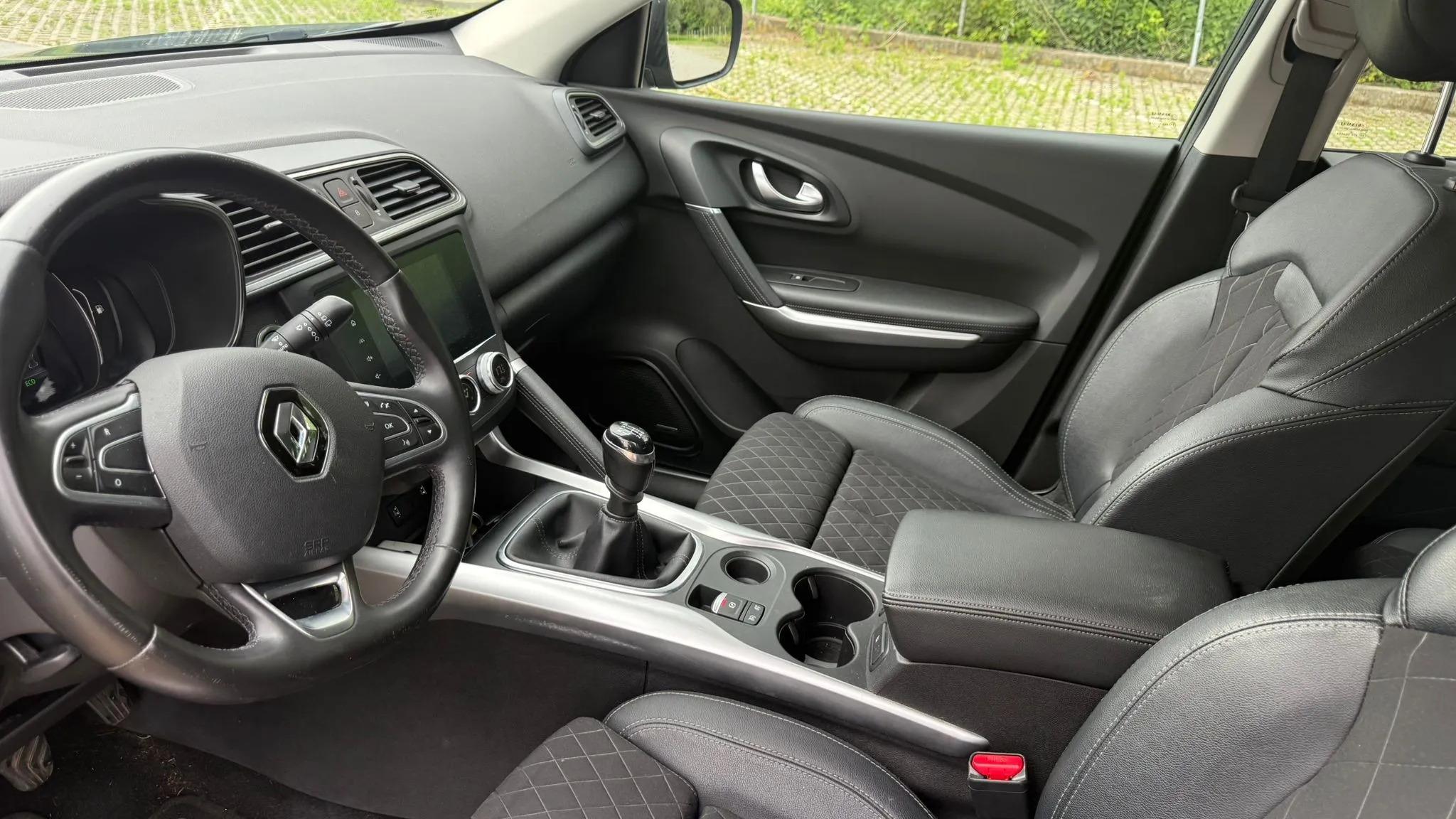 renault kadjar 1,5dci, sport edition, bose, full led, ekstra stanje - slika 17