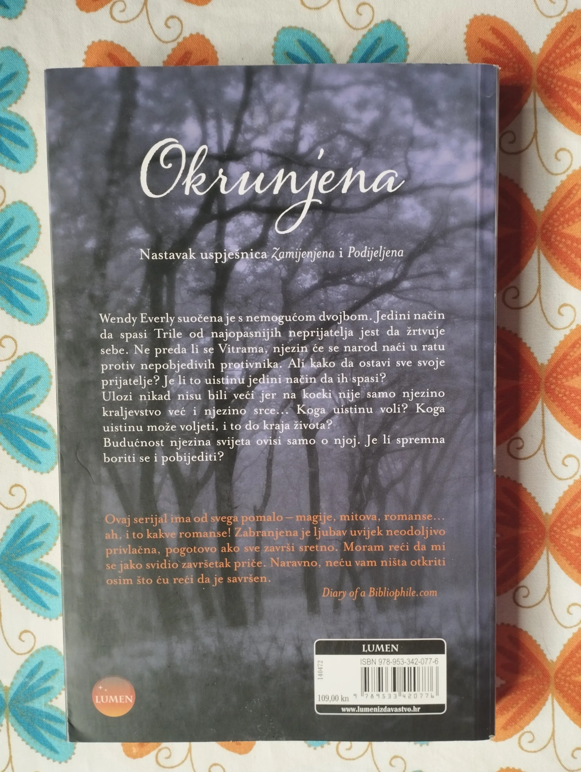 amanda hocking - okrunjena - slika 2