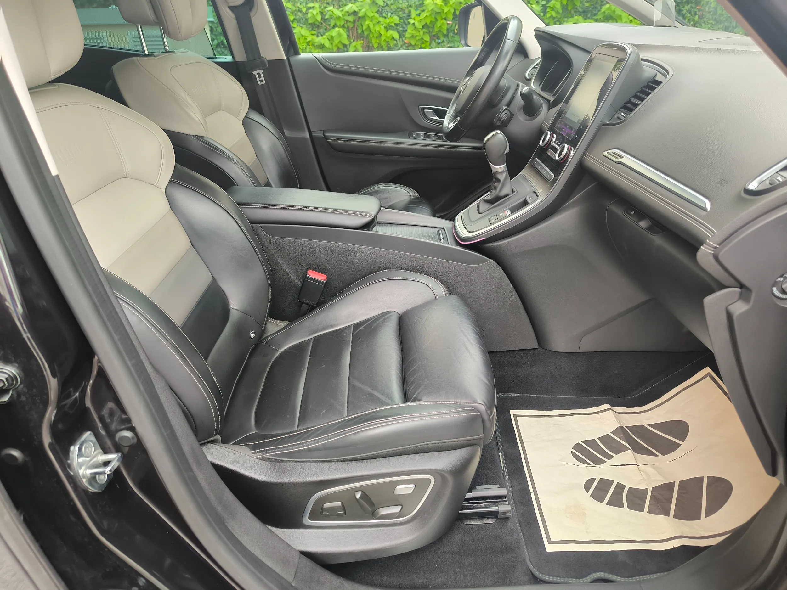 renault grand scenic 1,6dci, edc, initiale paris, top - slika 24