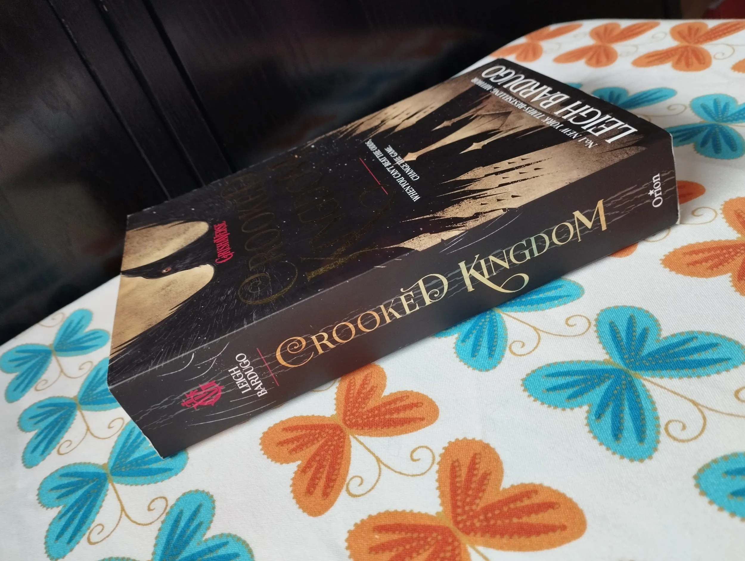 leigh bardugo - crooked kingdom - slika 3