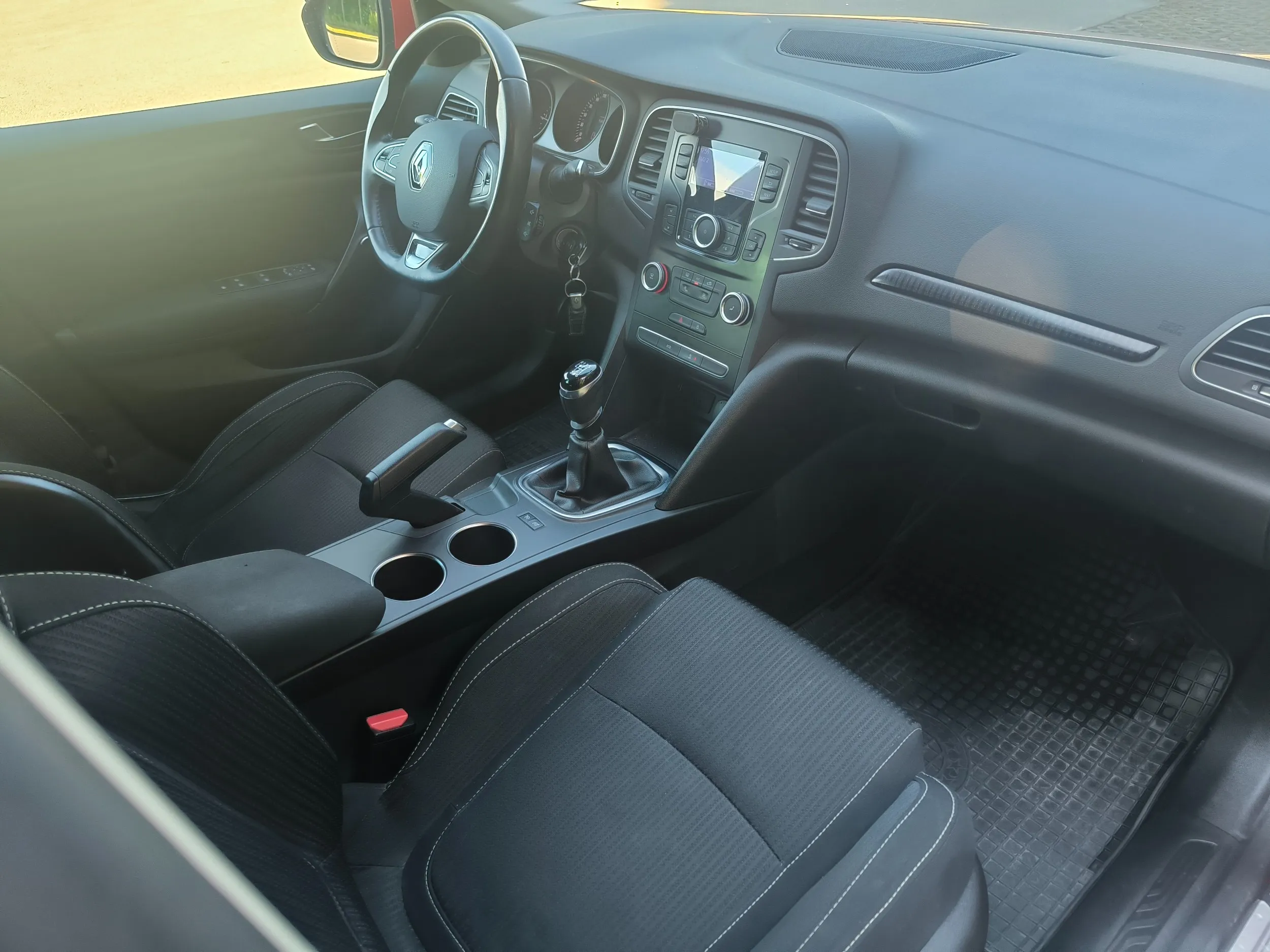 renault megane 1,5 dci, hr auto, 1. vlasnik - slika 27